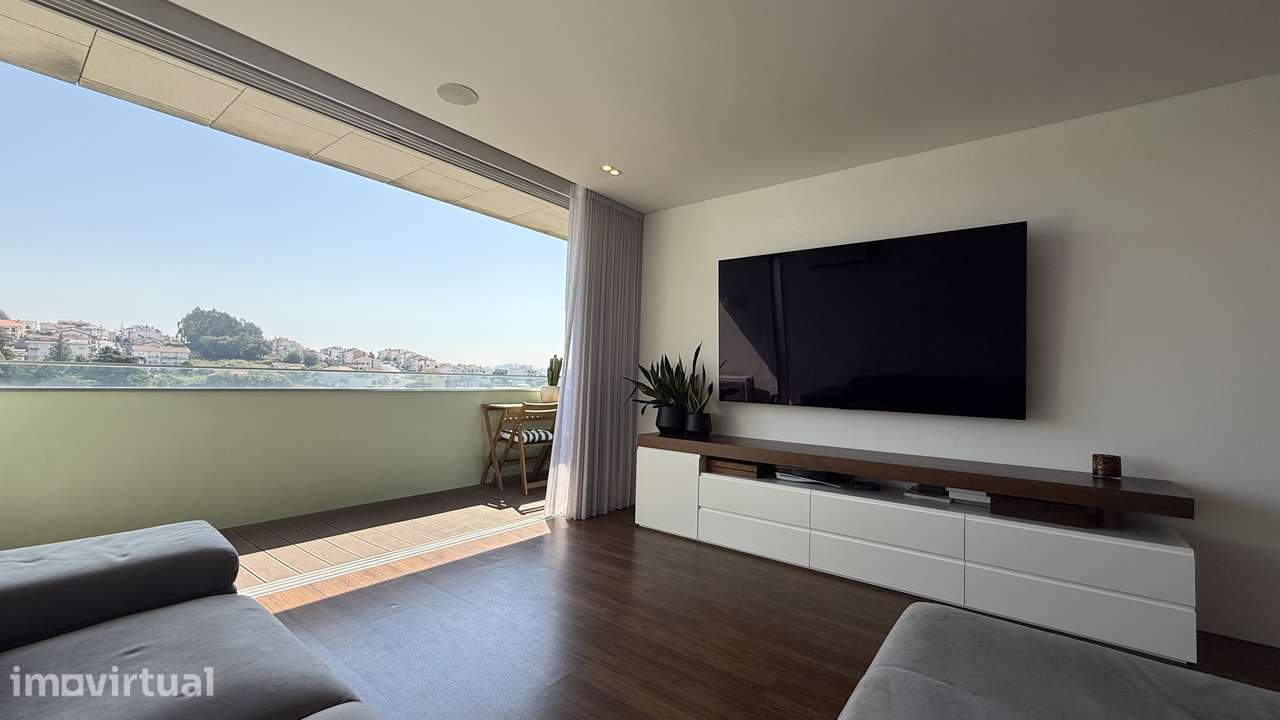 T3 de Excelência | 145 m² | Box 2 Carros + Anexo | Rio Tinto - Grande imagem: 3/20