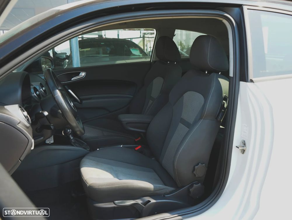 Audi A1 1.6 TDI S tronic design - 25