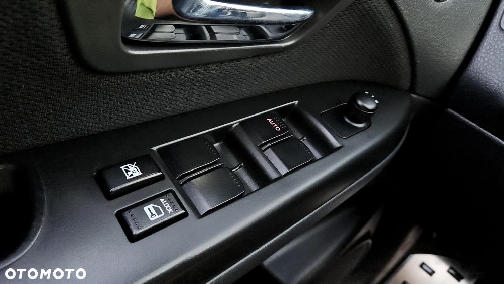 Suzuki SX4 1.6 Premium - 33