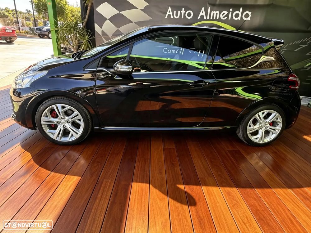 Peugeot 208 1.6 THP GTi - 9