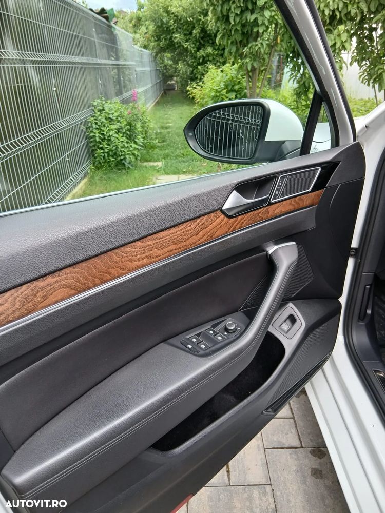 Volkswagen Passat 2.0 TDI Highline - 17
