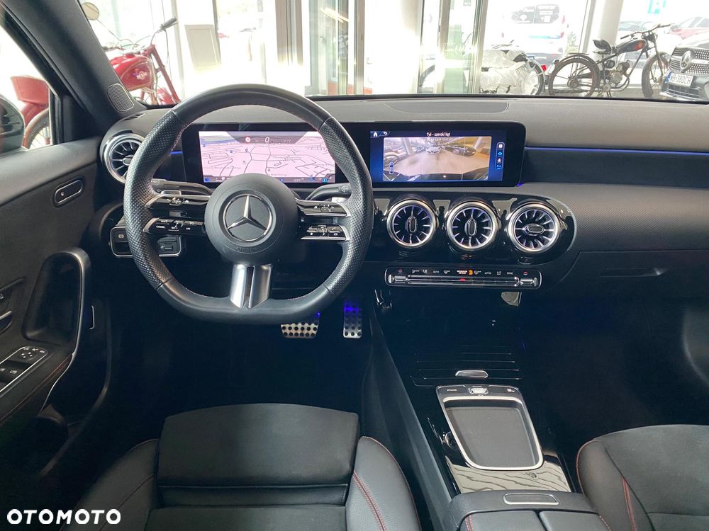 Mercedes-Benz Klasa A 200 d AMG Line 8G-DCT - 15