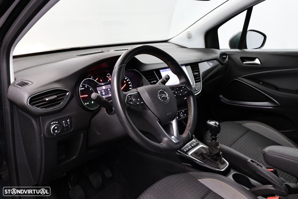 Opel Crossland X 1.2 T Innovation - 22