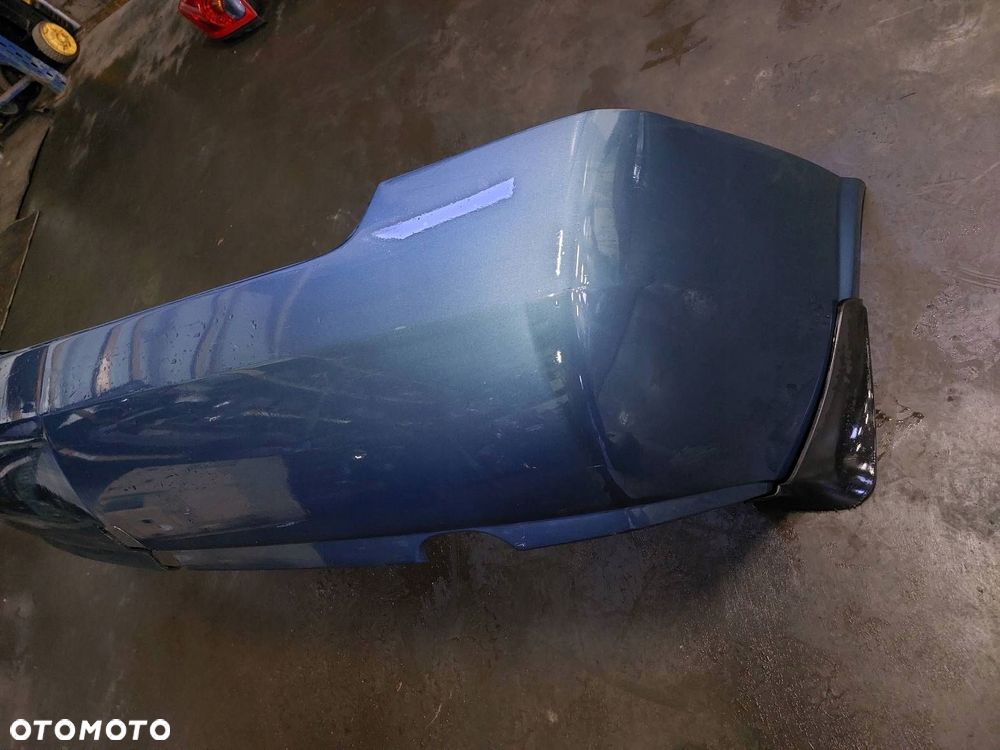 ZDERZAK TYŁ + LAMPY NISSAN PRIMERA P12 LIFTBACK - 17