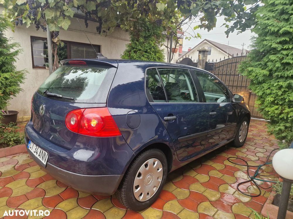 Volkswagen Golf 2.0 TDI Comfortline DSG - 6