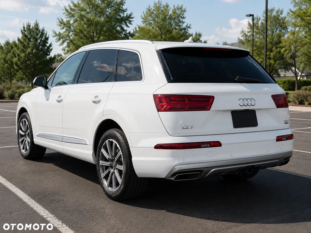 Audi Q7 - 5