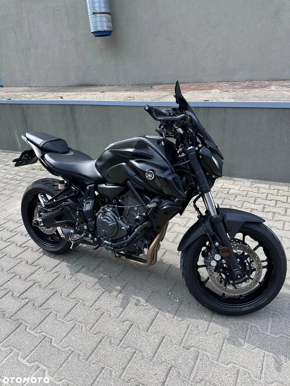 Yamaha MT - 9