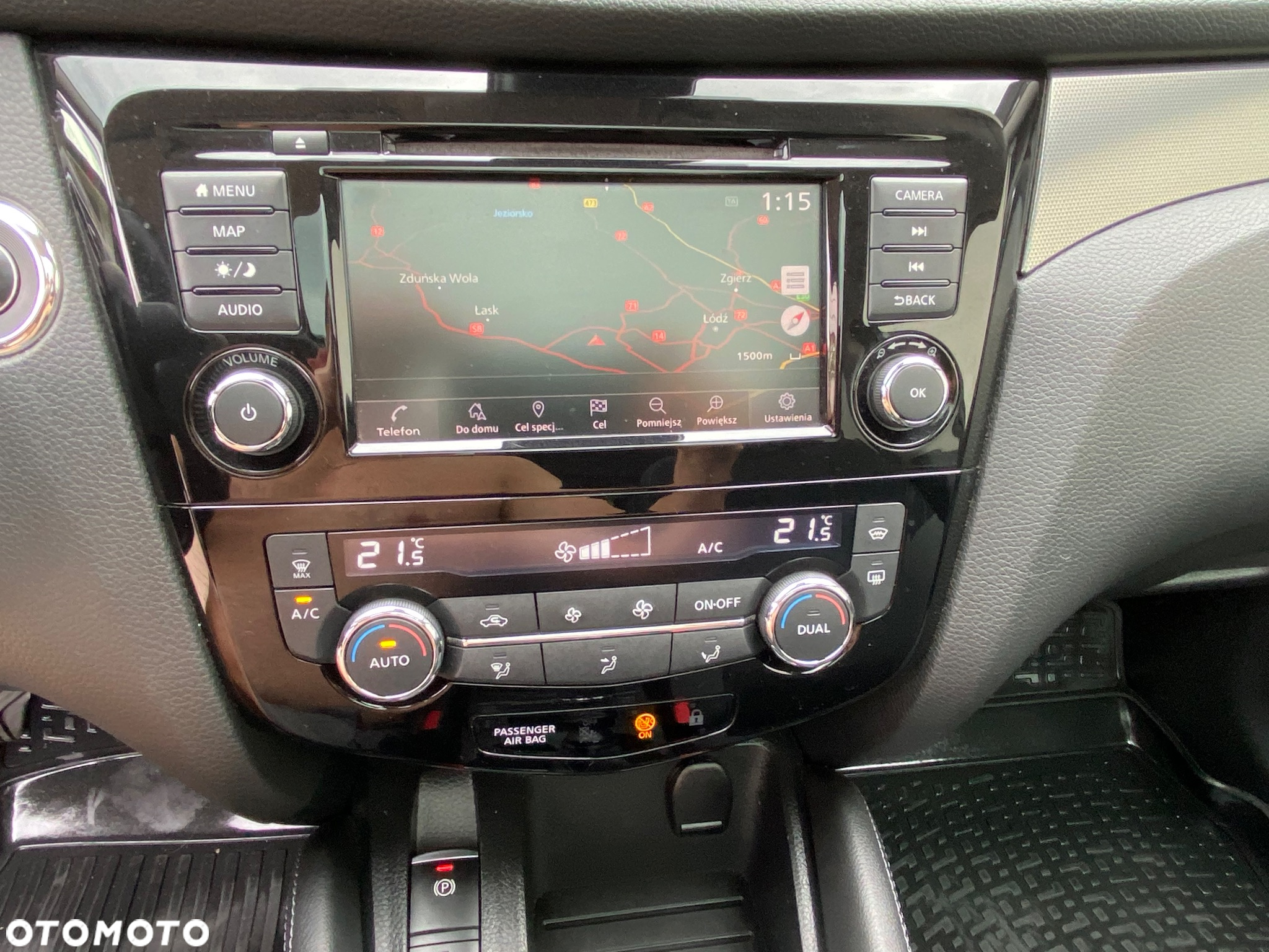 Nissan Qashqai 1.3 DIG-T N-Connecta - 18
