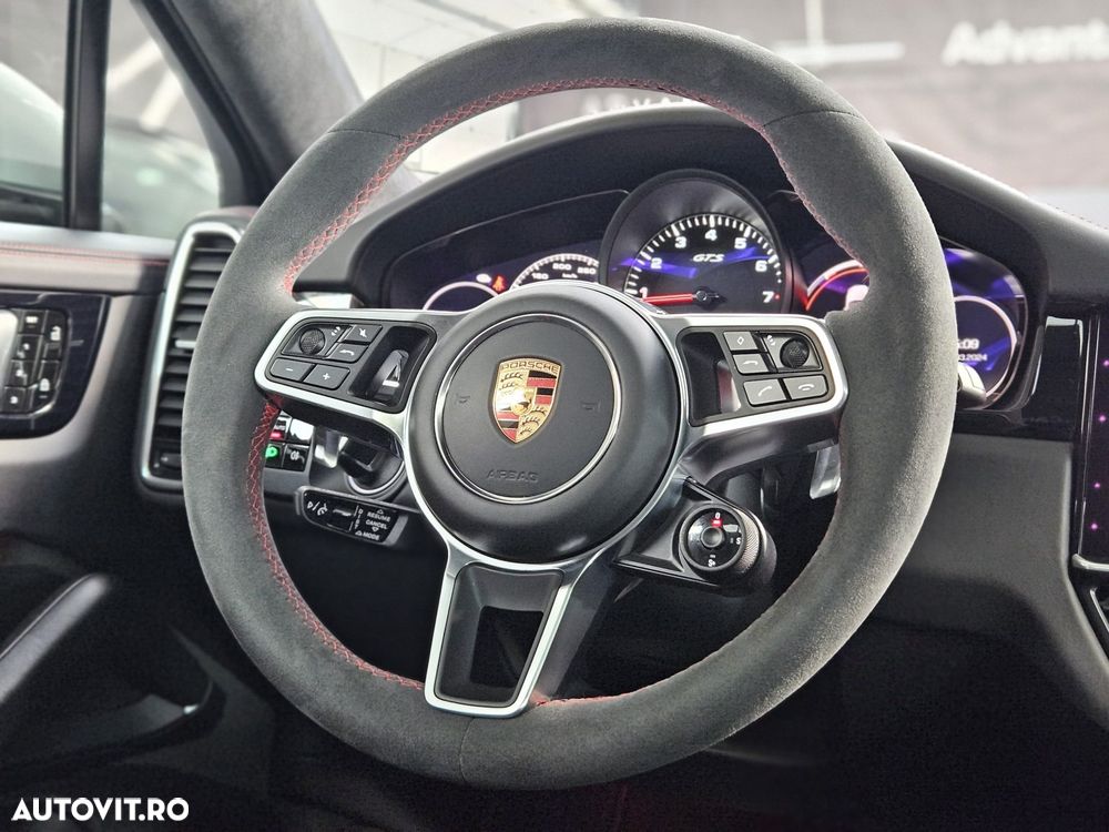 Porsche Cayenne Coupe GTS Tiptronic S - 19