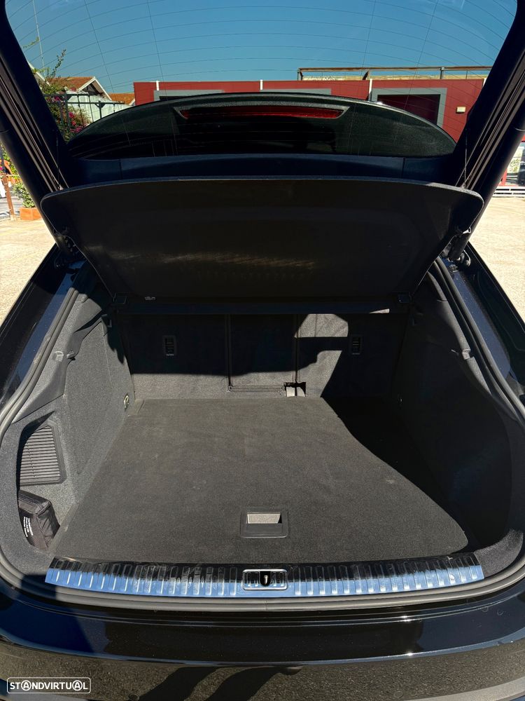 Audi Q3 Sportback - 12