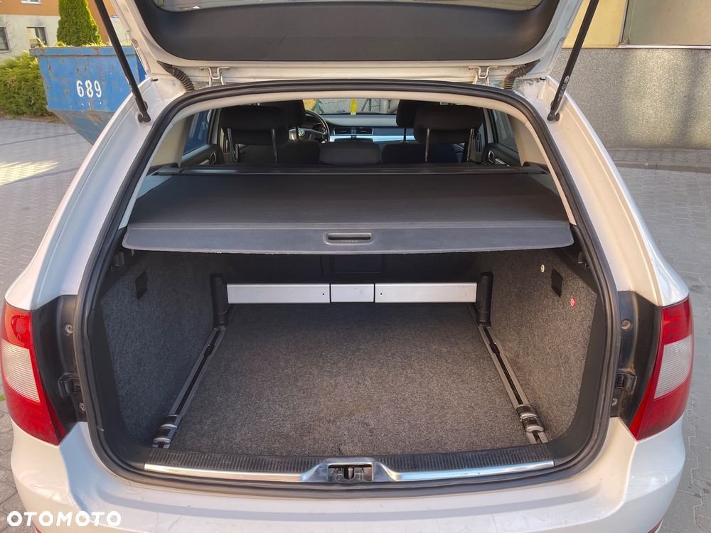 Skoda Superb 2.0 TDI Elegance - 16