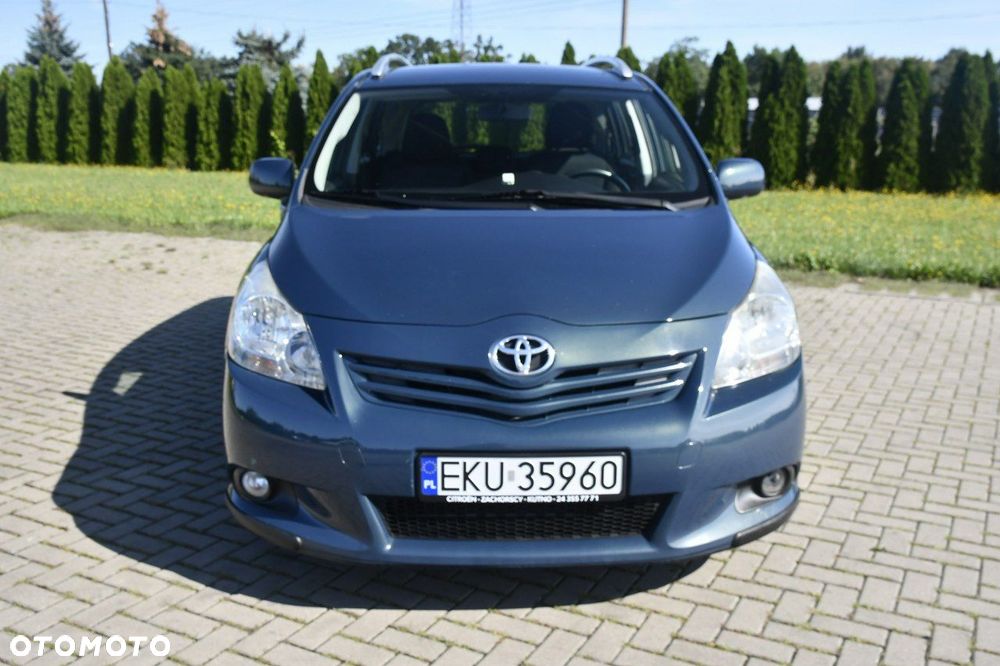 Toyota Verso - 3