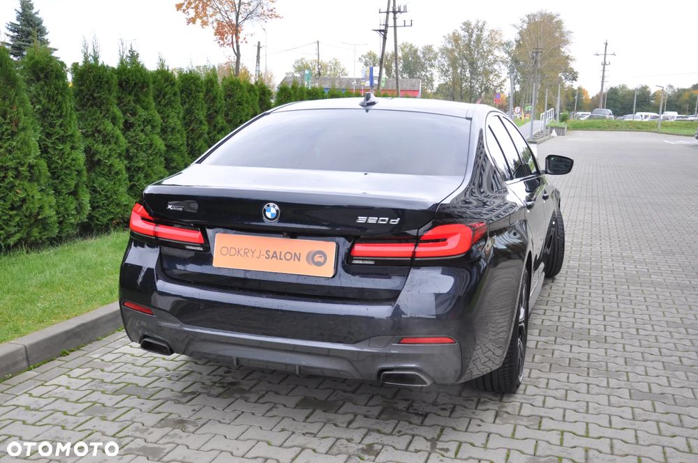 BMW Seria 5 520d Touring M Sport Edition - 7