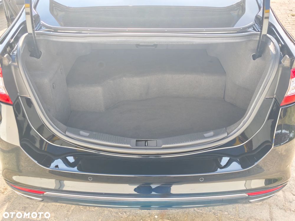 Ford Mondeo 2.0 Hybrid Vignale - 18
