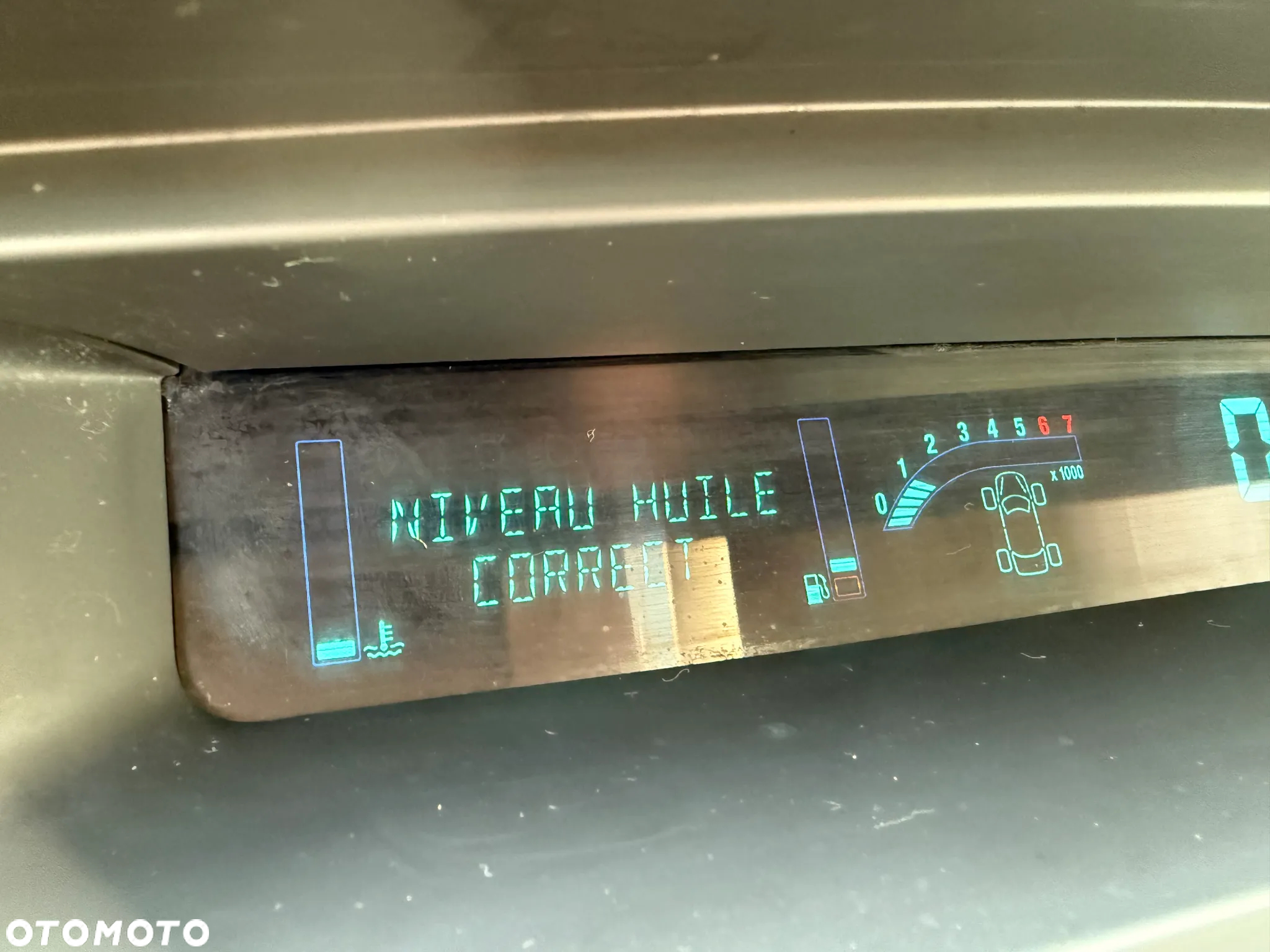 Renault Scenic 1.6 16V Authentique - 3