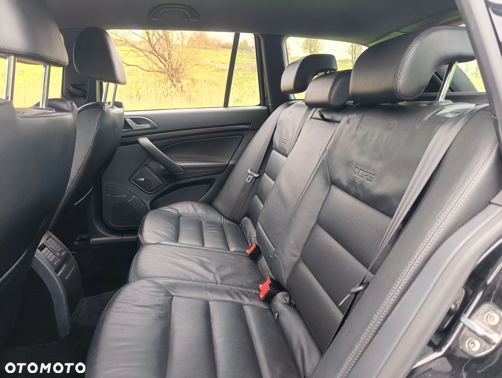 Skoda Octavia 2.0 TDI DPF RS - 38