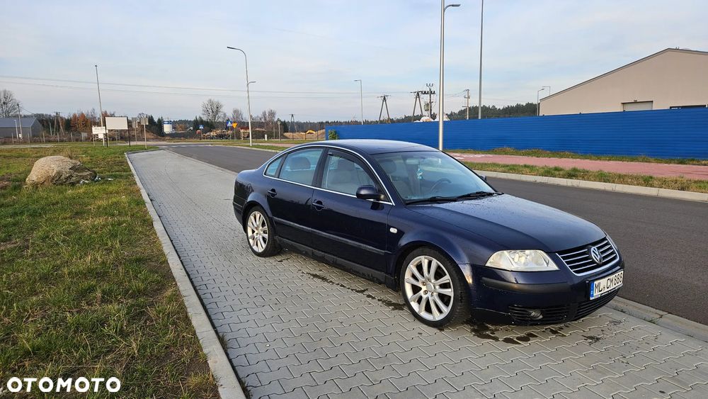 Volkswagen Passat 1.8T Basis - 11