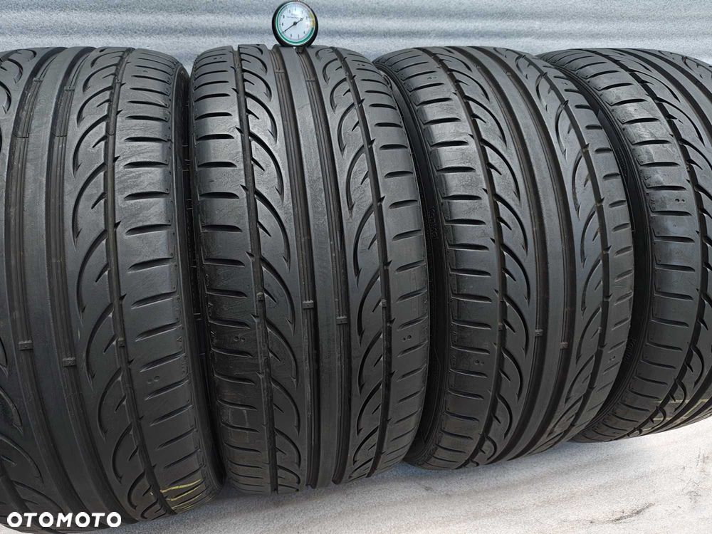 Opony Letnie 215/40/17 Hankook 4szt 7mm MB