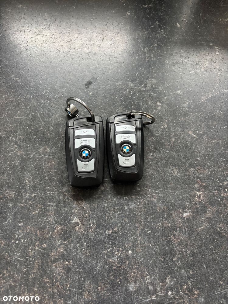 BMW Seria 5 525d - 16