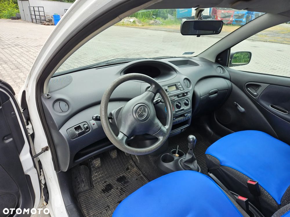 Toyota Yaris - 6