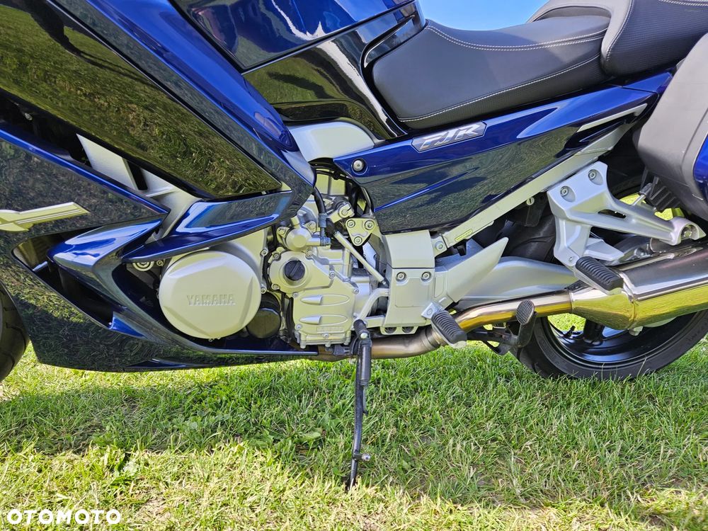 Yamaha FJR - 22
