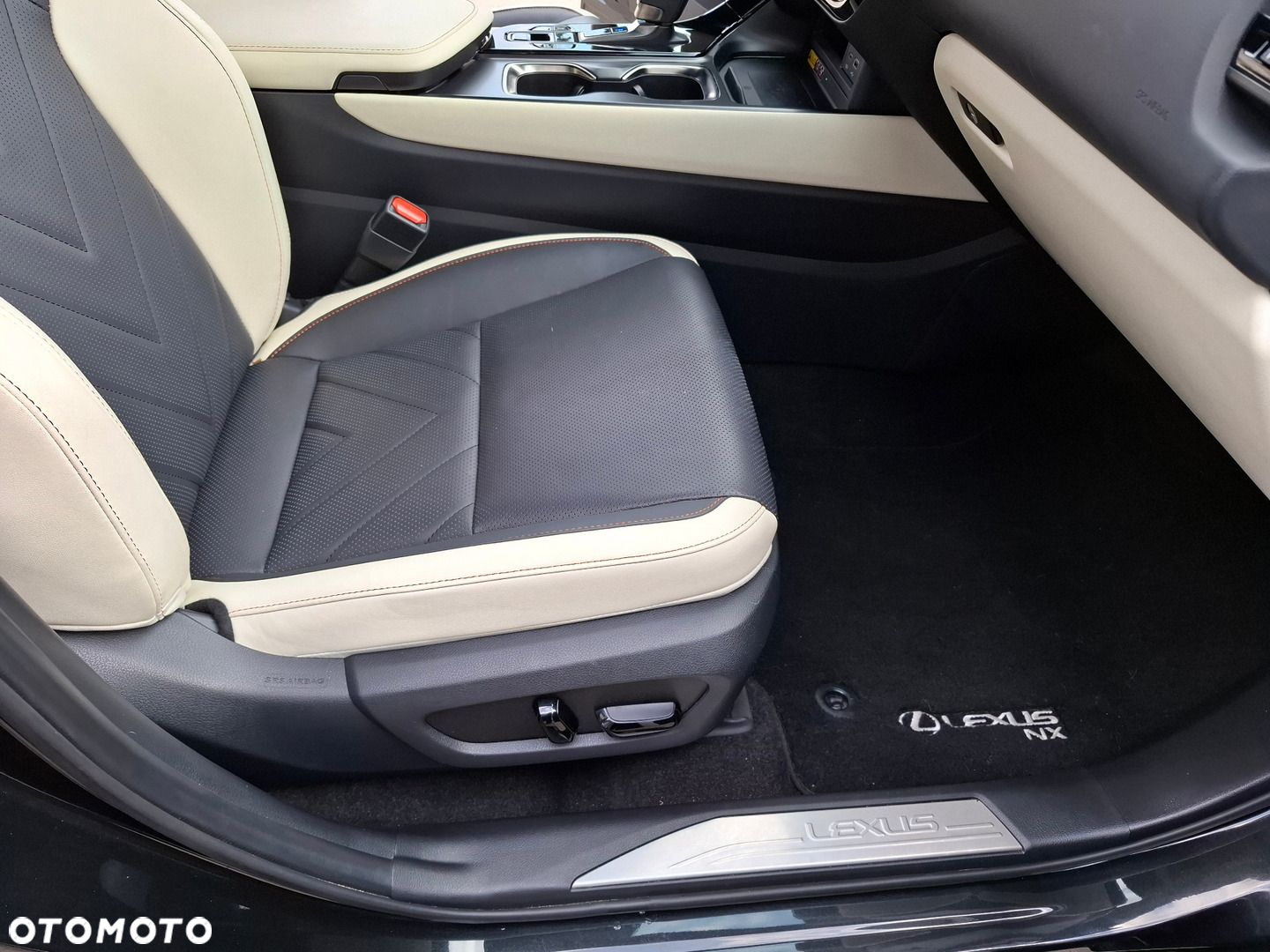 Lexus NX - 22