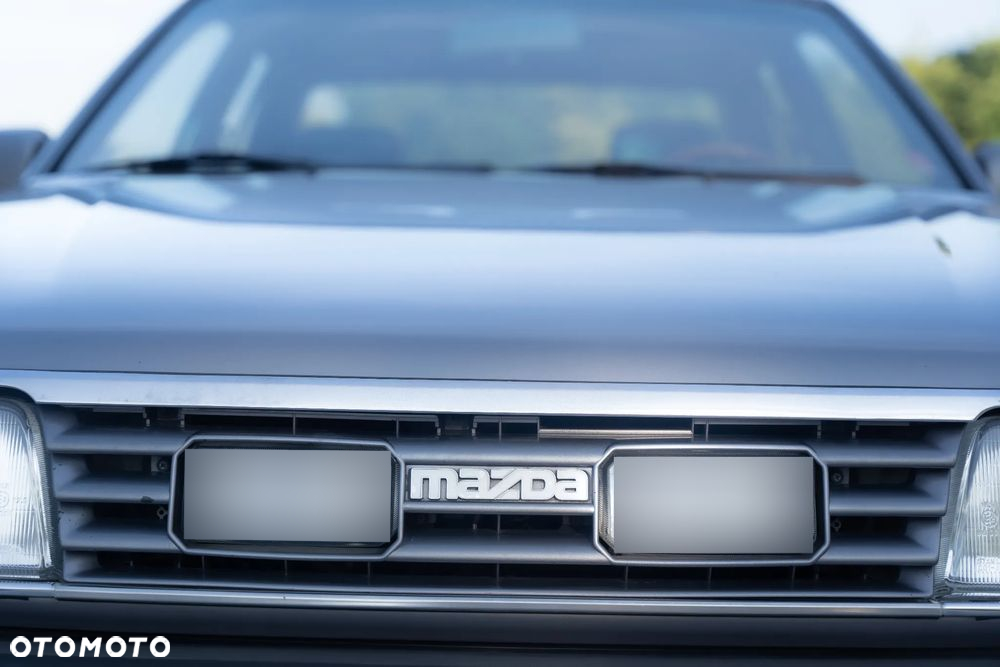 Mazda 929 3.0 GLX SR - 7