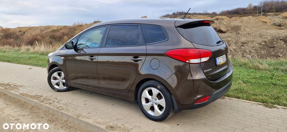 Kia Carens 1.6 GDI M - 3