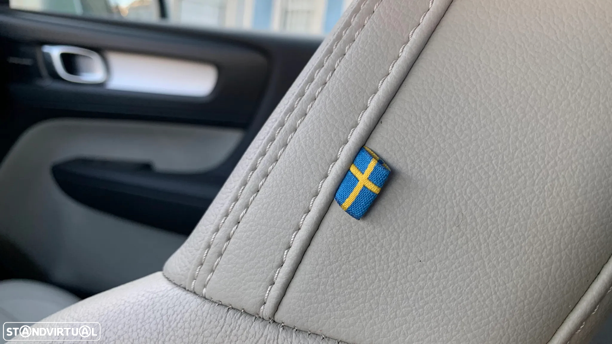 Volvo XC 40 2.0 D3 Momentum Plus Geartronic - 23