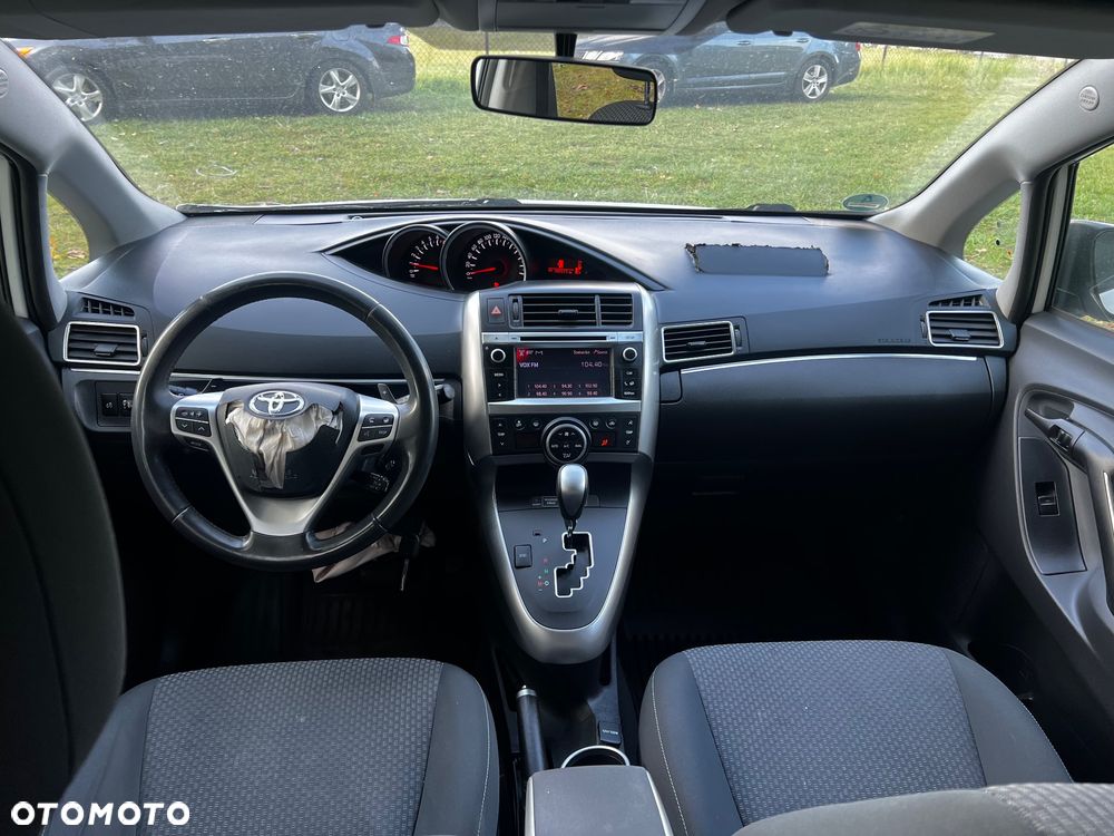 Toyota Verso 1.8 Premium MS - 10