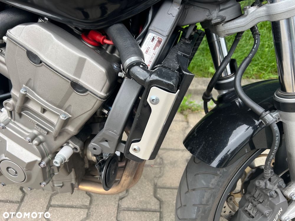 Honda Hornet - 14