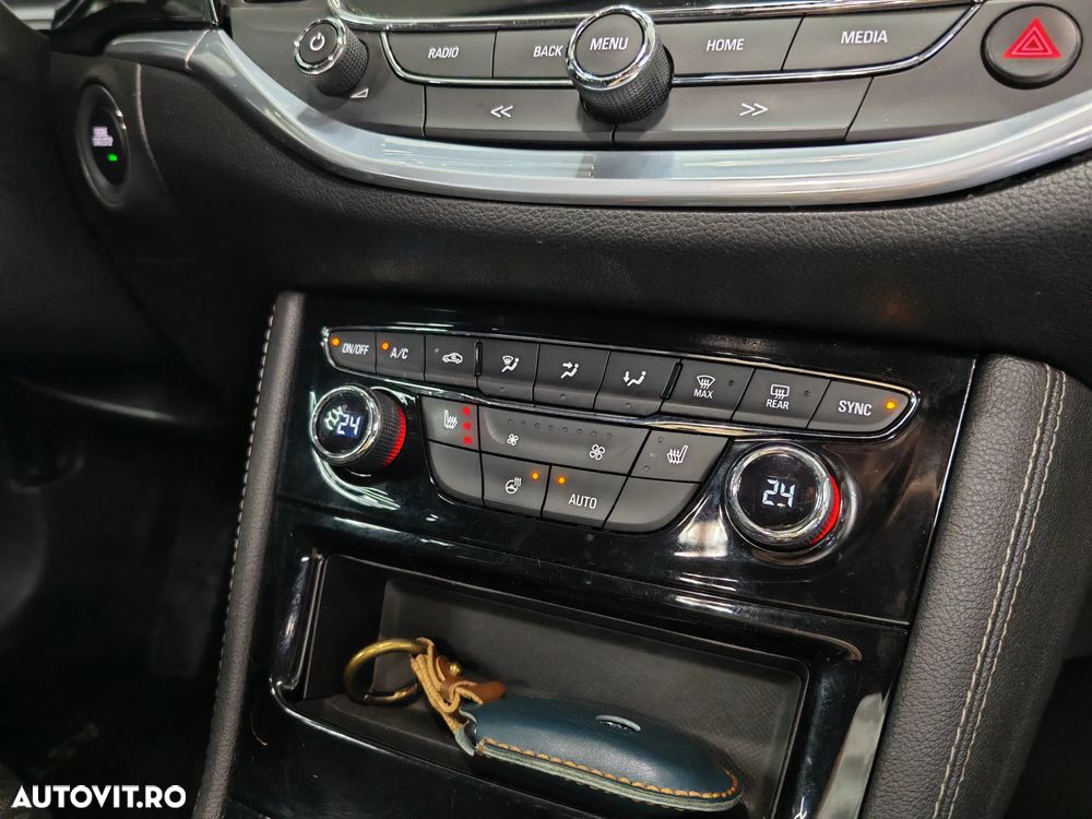 Opel Astra 1.6 CDTI ECOTEC Start/Stop Cosmo - 9