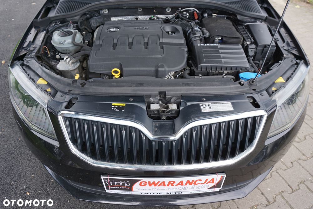 Skoda Octavia Combi 2.0 TDI DSG Premium Edition - 28