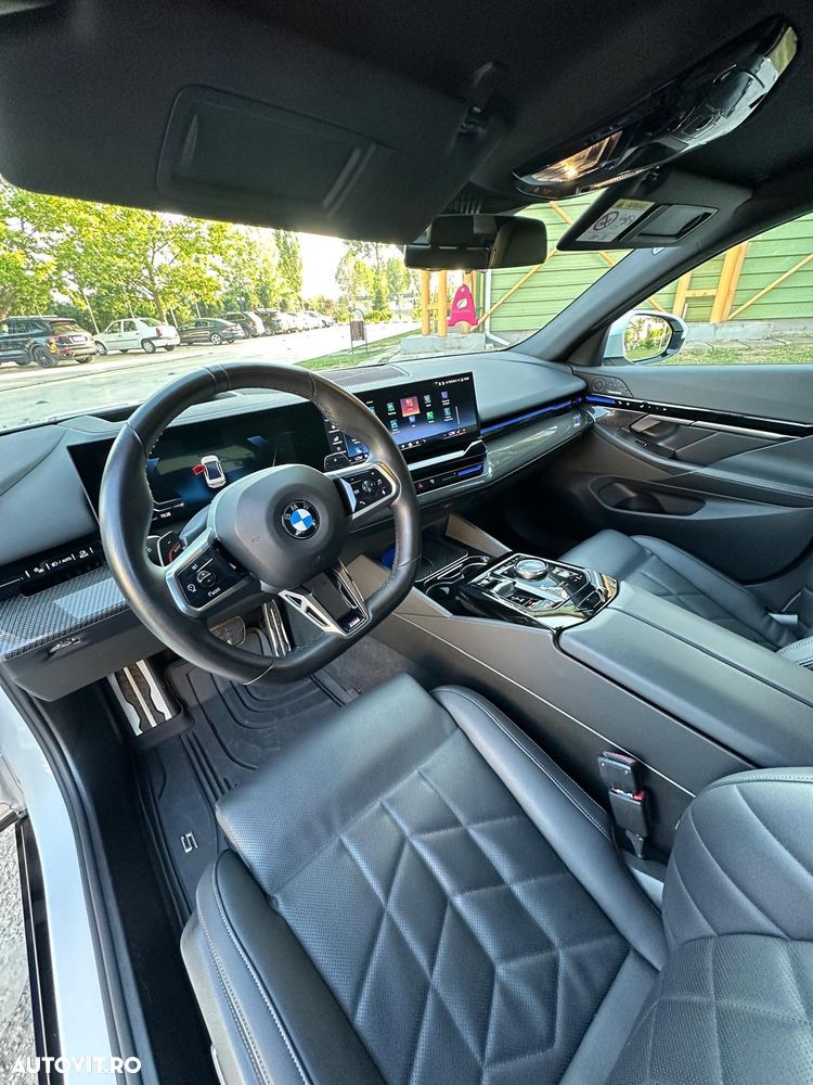 BMW Seria 5 520i Aut. - 19