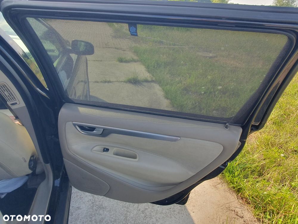 Volvo V70 2.4D5 - 20