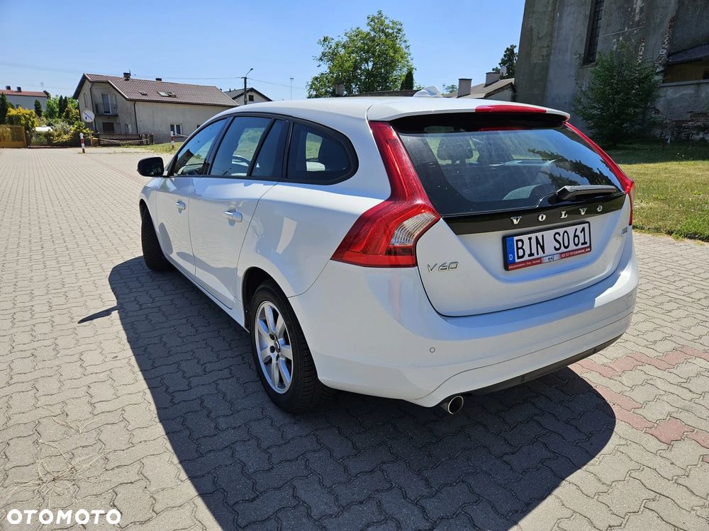 Volvo V60 D3 Geartronic Momentum - 3