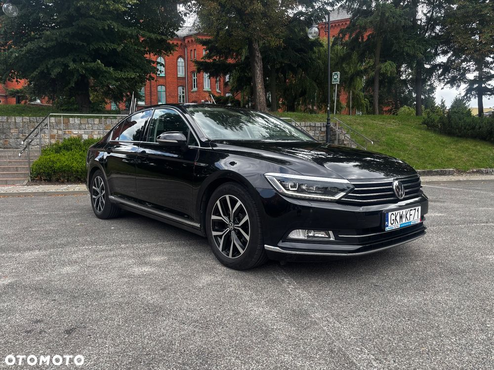 Volkswagen Passat - 2
