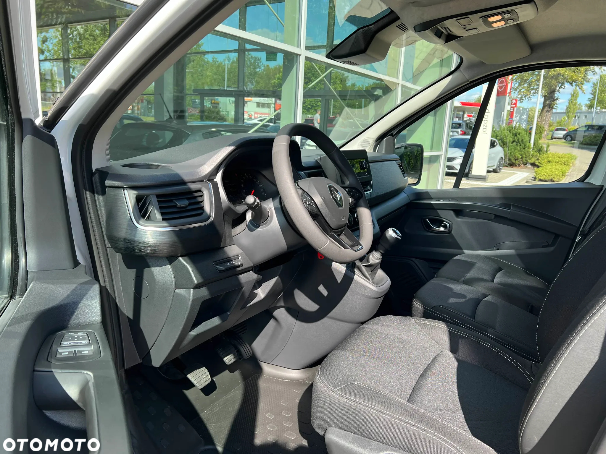 Renault Trafic - 13