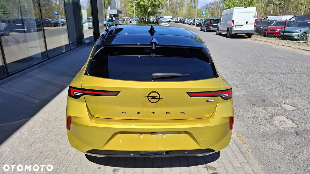 Opel Astra 1.2 T mHEV Ultimate S&S eDTC - 4