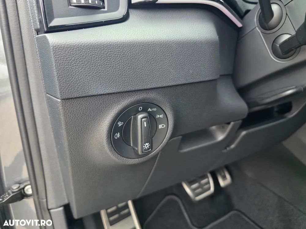 Skoda Karoq 2.0 TDI 4X4 DSG Sportline - 22