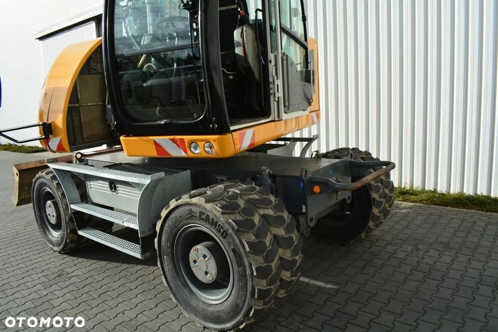 Liebherr A 918 Compact - 24