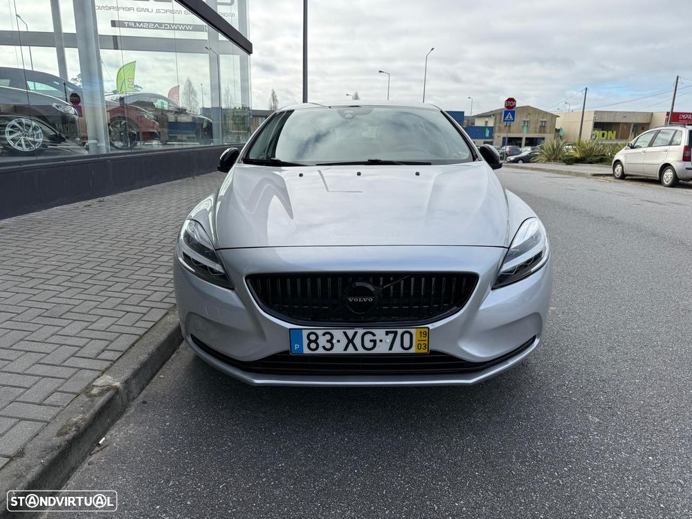 Volvo V40 2.0 D3 Momentum - 6