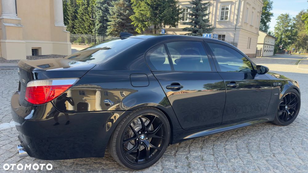 BMW M5 - 16