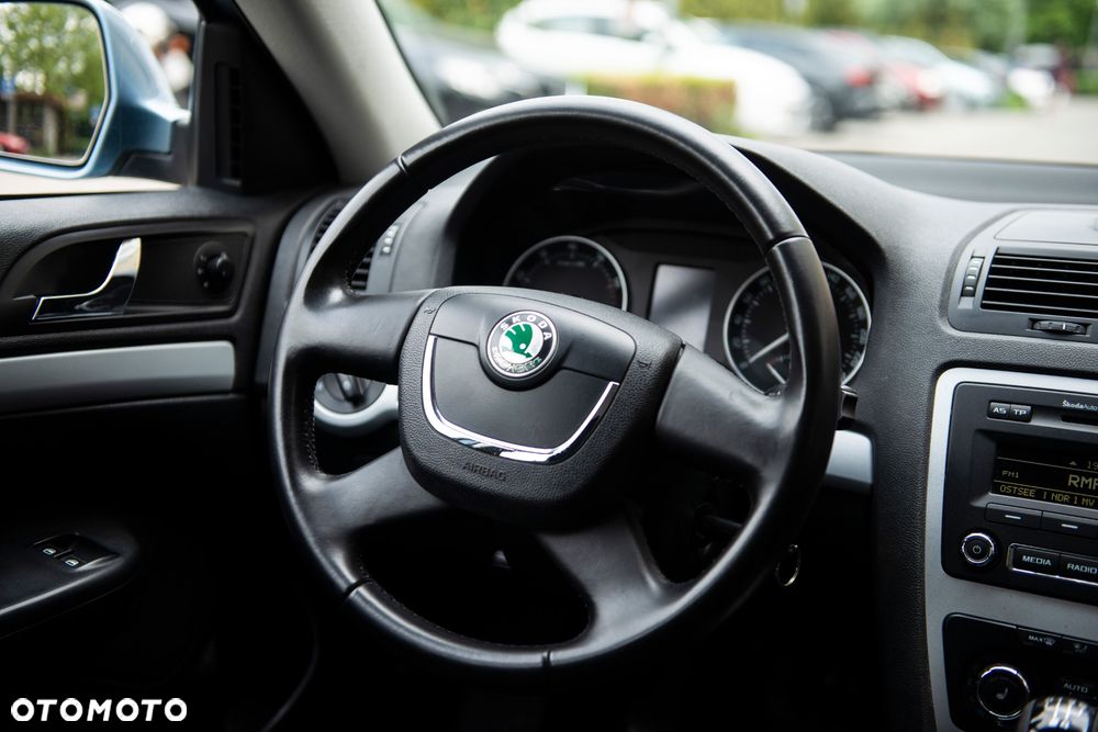 Skoda Octavia 1.6 Active - 27