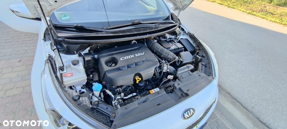 Kia Ceed 1.6 CRDi Spirit - 24