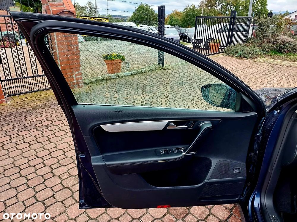 Volkswagen Passat Variant 2.0 TDI 4Motion BlueMotion Technol Highline - 10