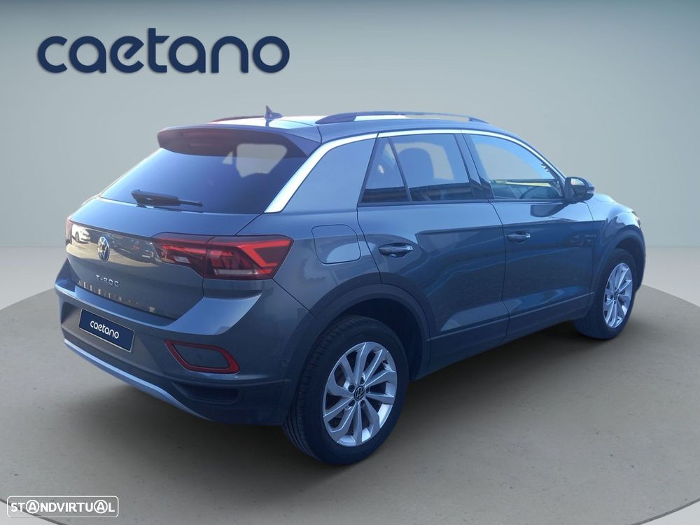 VW T-Roc 1.5 TSI Urban DSG - 3
