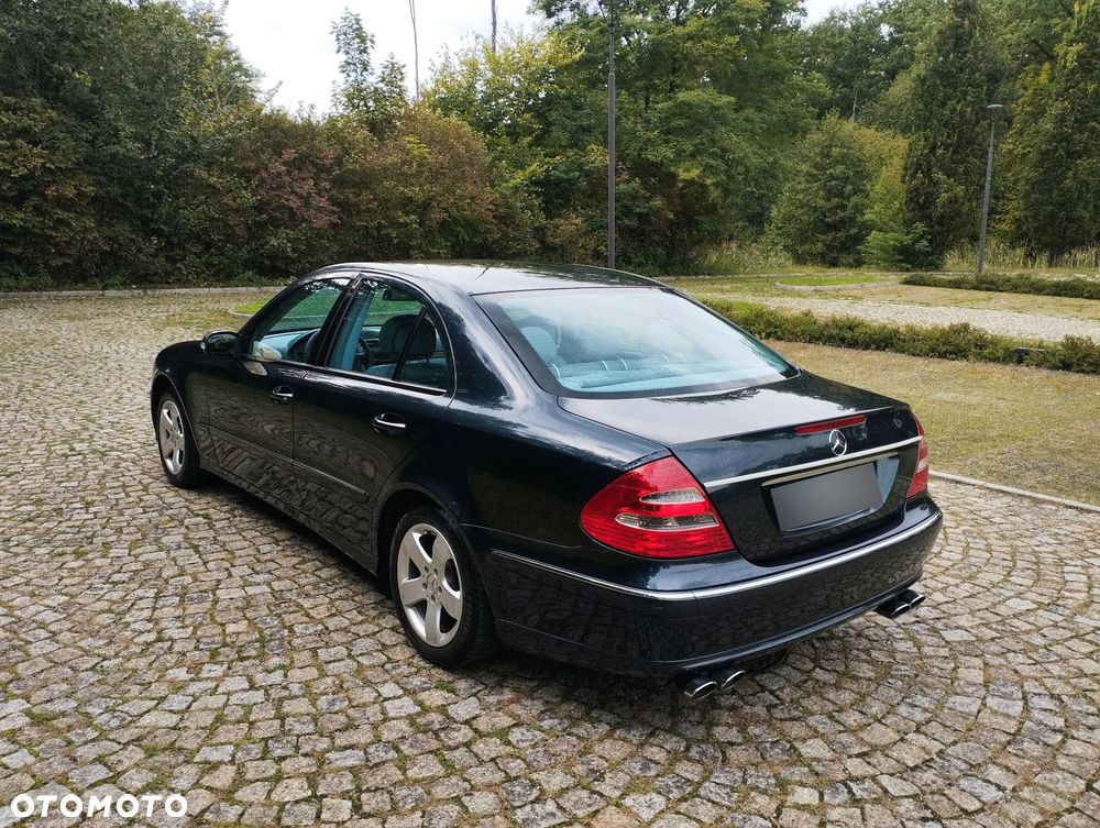Mercedes-Benz Klasa E 200 Kompressor Avantgarde Sport Edition - 18