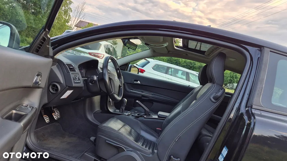 Volvo C30 D4 R-Design - 6