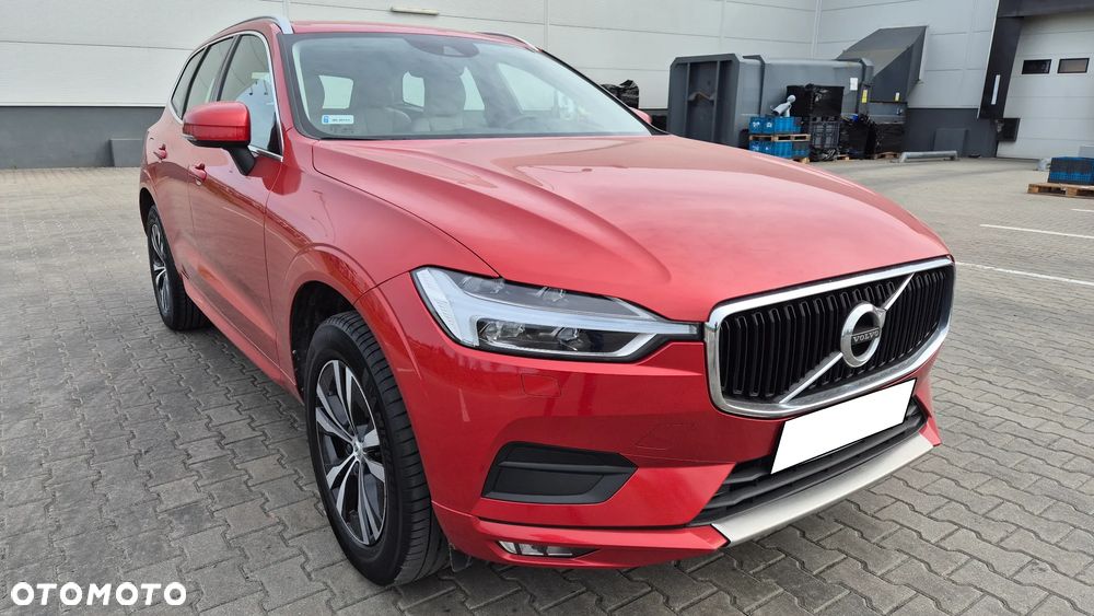 Volvo XC 60 T4 Momentum Pro - 2